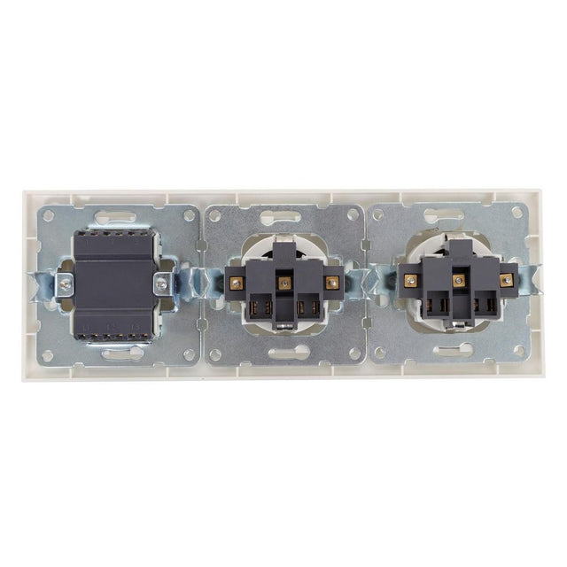 2 x Schutzkontakt-Steckdosen mit 3 x Aus- Wechselschaltern, 16 A, 250 V, weiß.