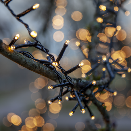 Weihnachtslichterkette, 800 LEDs, 16 m, warmweiß.