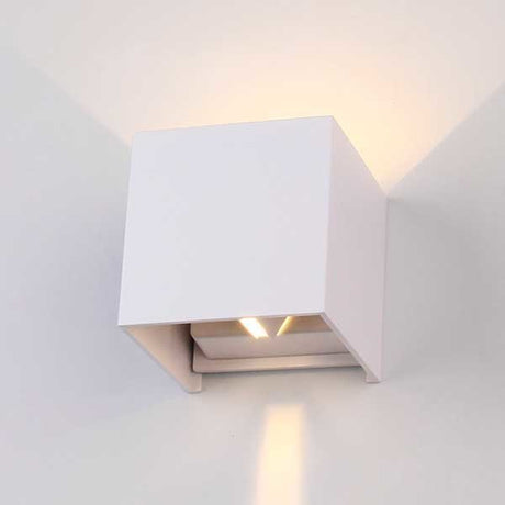LED Wandleuchte, EPISTAR LED, 6W, IP54, 660 lm, weiß, 4000 K.