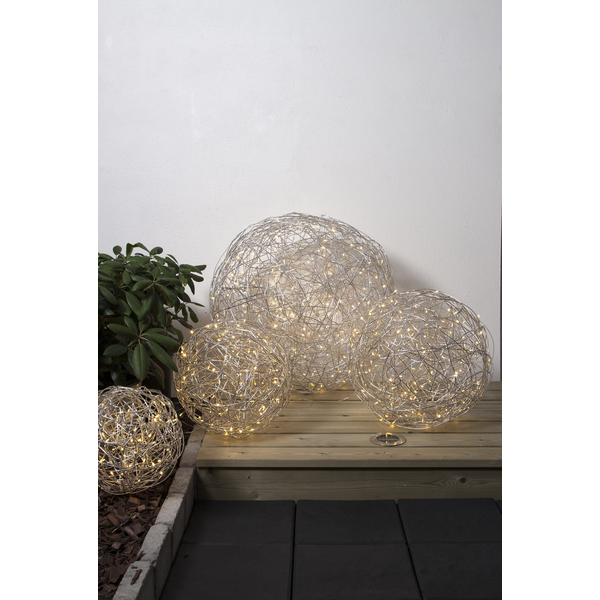 Wunderschöne Deko Lichterkugel in silber für den Innen-und Außenbereich, Ø 37,5 cm.