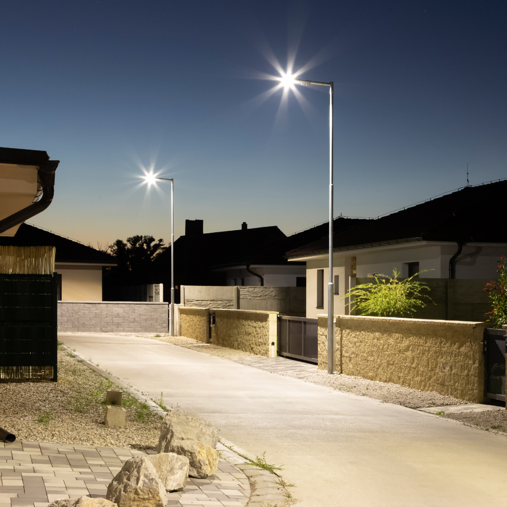 5er Pack LED-Straßenleuchte, Wegeleuchte, 150 W, 17500 lm, 5000 K (neutralweiß), IP65, Ø48-60 mm.