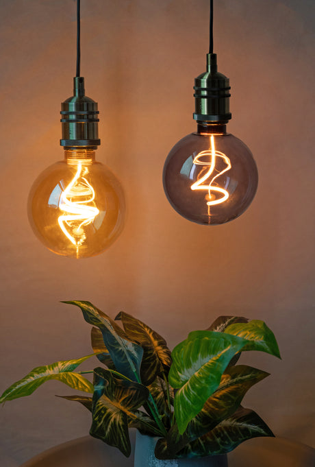 LED Filament Leuchtmittel, YARN GLOBE, Smoke, Globe G125, E27, 4.9W, 100lm, 1800K, dimmbar.