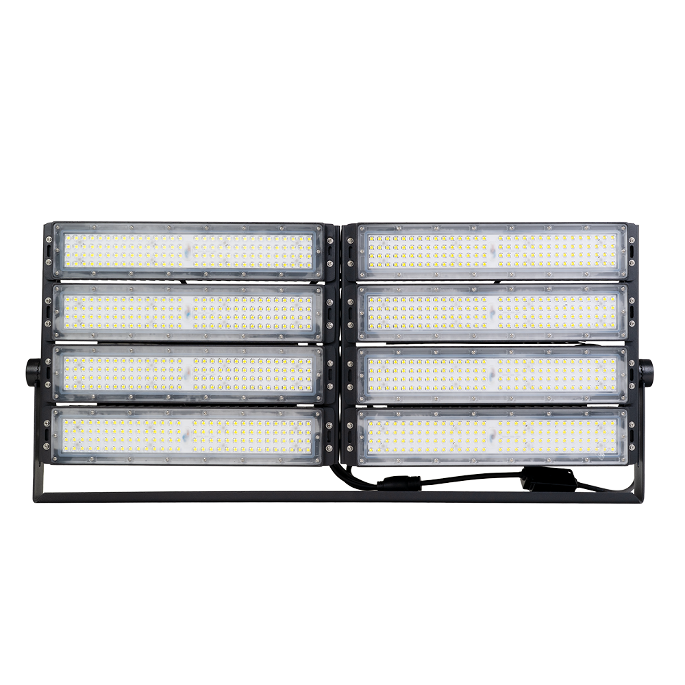 Profi Stadion Fluter, 800 W, 5000 K (neutralweiß), 104000 lm, IP66, Meanwell Driver, LUMILEDS LED