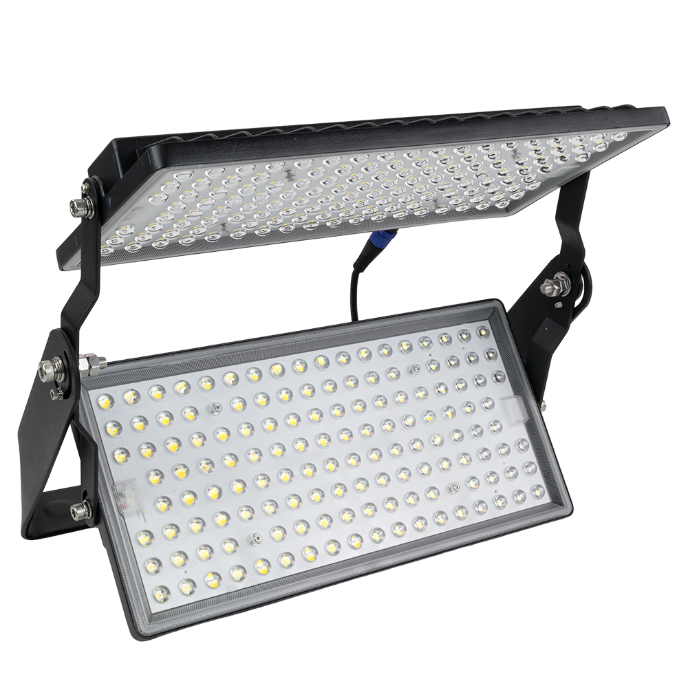 Stadion Fluter, 500 W, 5000 K (neutralweiß), 70000 lm, IP65, MOSO Treiber, hohe Energieeffizienz, Großflächenstrahler