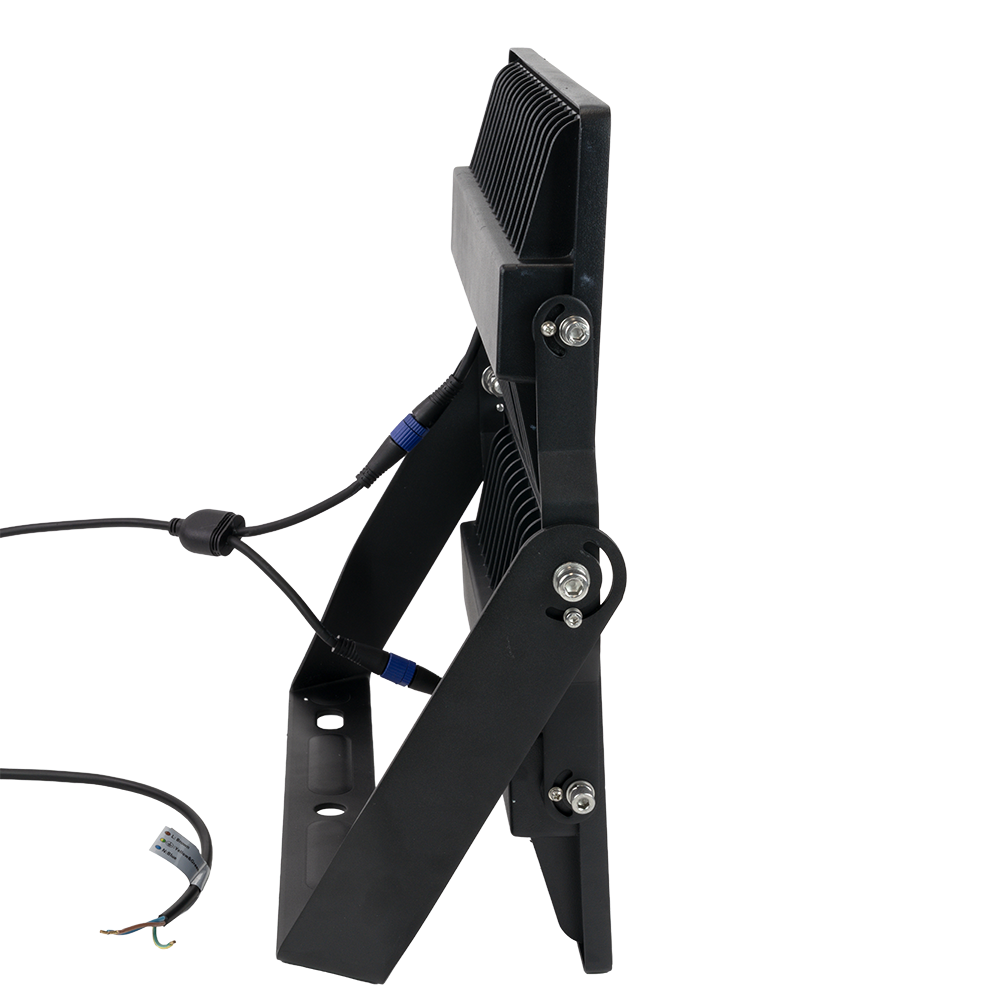 Stadion Fluter, 500 W, 4000 K (neutralweiß), 67500 lm, IP65, hohe Energieeffizienz, Großflächenstrahler