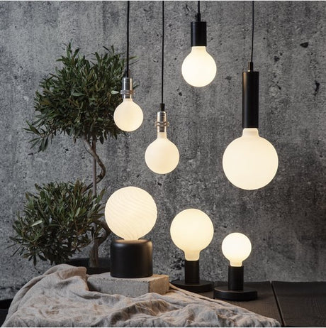 Doppelt beschichtete, ambiete LED Leuchte für eine softe Beleuchtung.