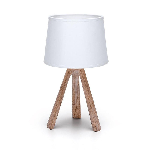 Exklusive Harzdekor-Tischlampe mit braunem Lampenfuß und weißem Stoffschirm.