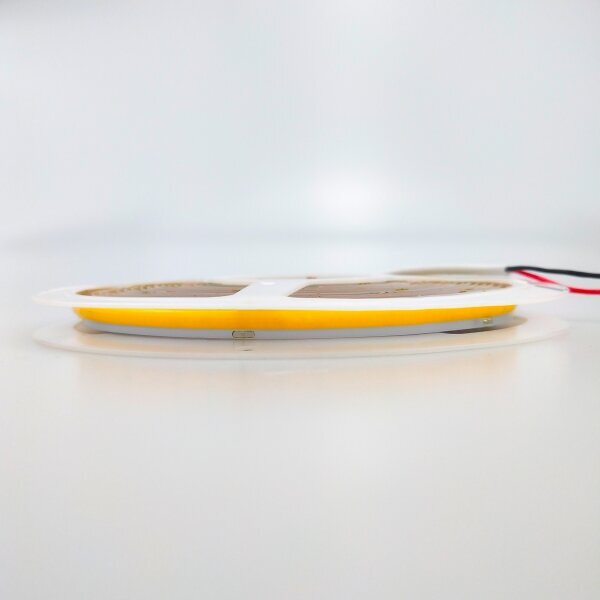 LED COB Leuchtstreifen mit 320 LEDs/m, 10 W/m, 900 lm/m, Ra: >90, 3000K, 5 m.