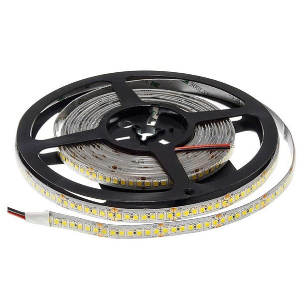 LED-Streifen, 10500 lm, 24V, kaltweiß, 196 LEDs/m, 5m, IP65  Lichttechnik24.de.