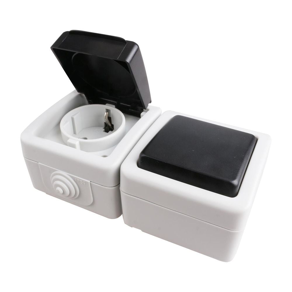 Schutzkontakt-Steckdose mit Schutzklappe und Aus- Wechselschalter, 16 A, 250 V, weiß.