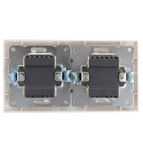 Doppel-Aus-Wechselschalter, Einbau, 10 A, 250 V, weiß.