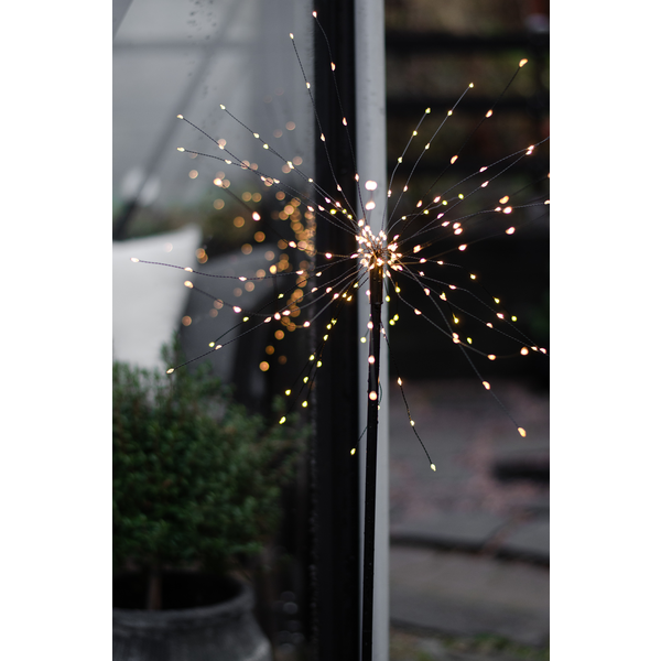 3D-LED-Standleuchte "Firework", ca. 120 cm hoch in schwarz.