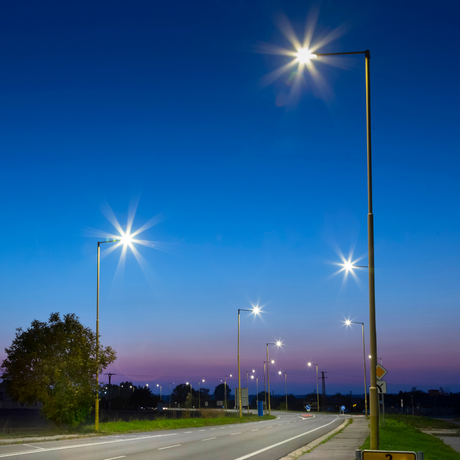 2er Pack LED Straßenleuchte, SLIM, 50 W, 6000 lm, 5000 K (neutralweiß), IP65, Wand- und Mastmontage.