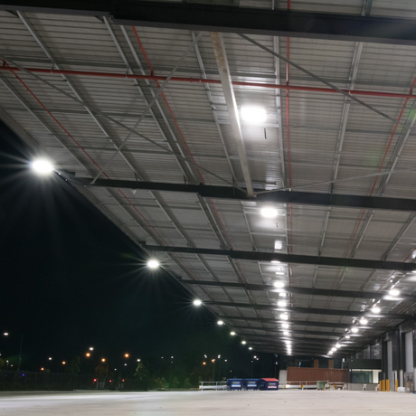 5er-Pack LED-Highbay, Hallenstrahler rund, grau, 100 W, 10000 lm, CCT 3000-6500 K (warm-, neutral-, kaltweiß), IP65.