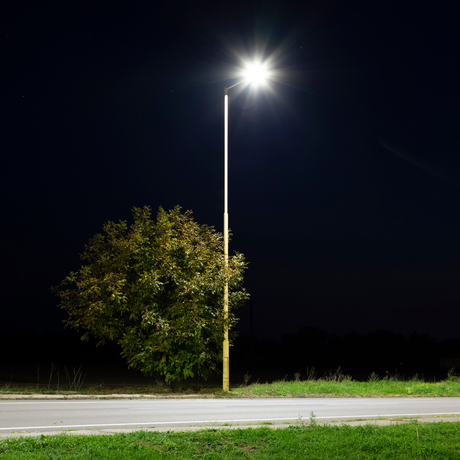 LED Straßenleuchte, SLIM, 50 W, 6000 lm, 5000 K (neutralweiß), IP65, Wand- und Mastmontage.