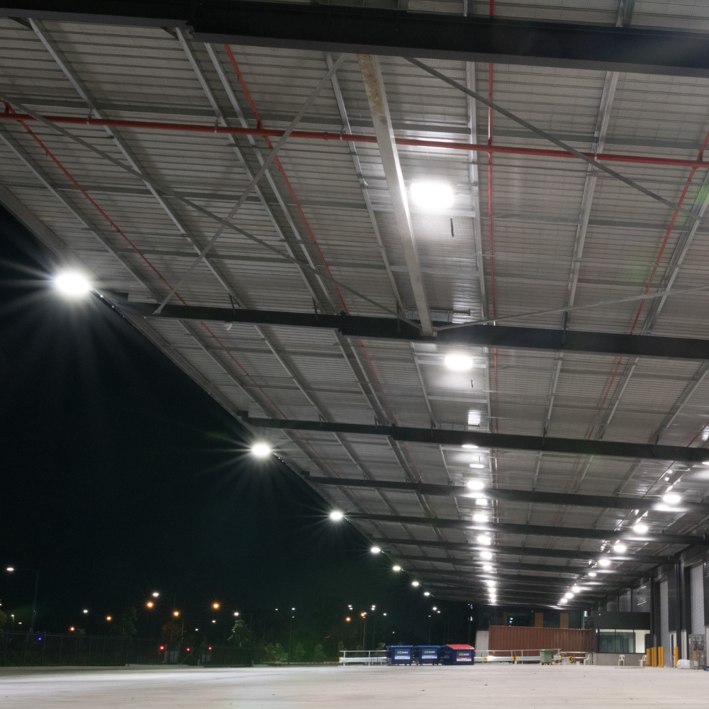 LED-HighBay, UFO, grau, 150 W, 15000 lm, CCT 3000-6500 K (warm-, neutral-, kaltweiß), IP65