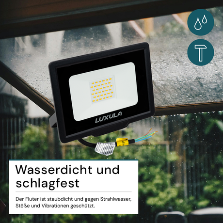 LED-Fluter, 30 W, 3000 K (warmweiß), 3000 lm, schwarz, IP65.