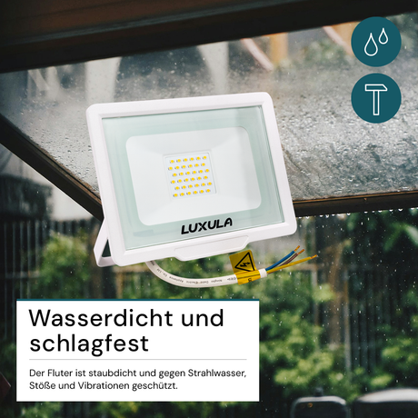 LED-Fluter, 30 W, 3000 K (warmweiß), 3000 lm, weiß, IP65.