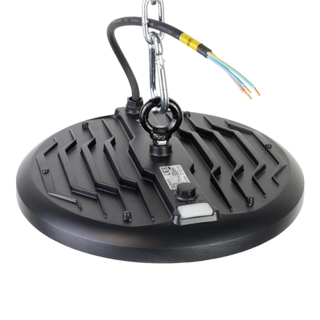 LED-HighBay, UFO, schwarz, 100 W, 10000 lm, 3CCT 3000-6500 K (warm-, neutral-, kaltweiß), IP65.