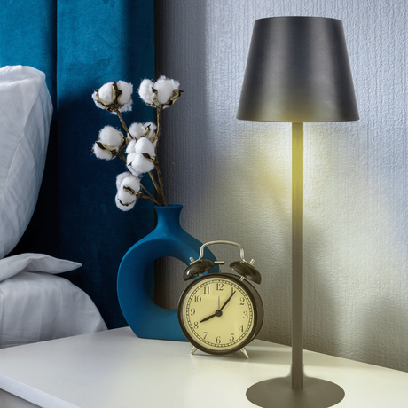 6er Set LED-Tischleuchte mit Akku, Dimm- & CCT-Funktion, wiederaufladbar, IP44, USB-C, schwarz.