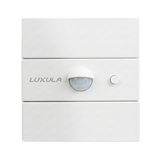 Solar LED Wandleuchte mit drehbarem Lichtkopf und Solarpanel, PIR-Sensor, IP65 und 3 CCT mit Akku, weiß