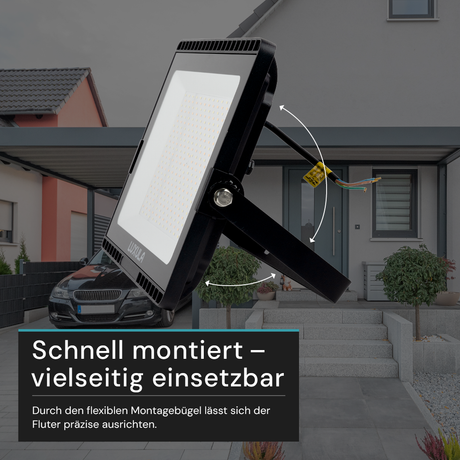LED CCT Fluter, 150 W, 3000-6500 K (warm-, neutral-, kaltweiß), 15000 lm, schwarz, IP65.