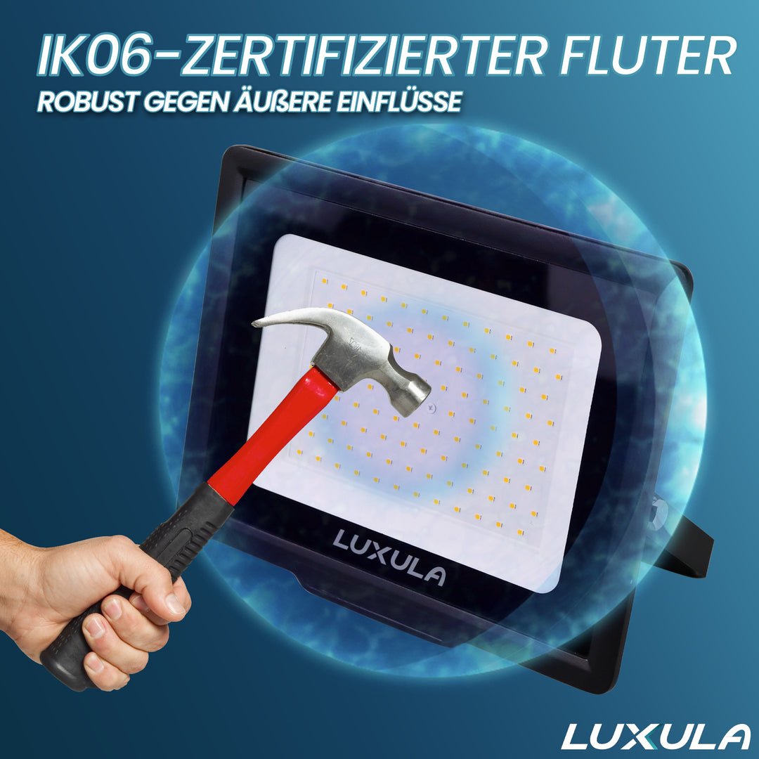 LED-Fluter mit Bewegungsmelder, 30 W, 4000 K (neutralweiß), 3000 lm, schwarz, IP65, TÜV-geprüft  Lichttechnik24.de.